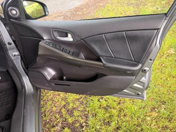 Honda Civic 1.8 i-VTEC SR Auto Euro 5 5dr