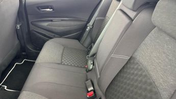 Toyota Corolla 1.8 VVT-h Icon Touring Sports CVT Euro 6 (s/s) 5dr