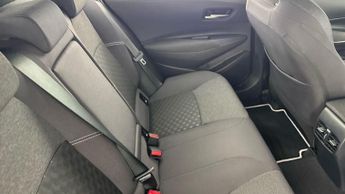 Toyota Corolla 1.8 VVT-h Icon Touring Sports CVT Euro 6 (s/s) 5dr