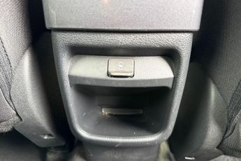Nissan Juke 1.0 DIG-T (117ps)  N-Connecta