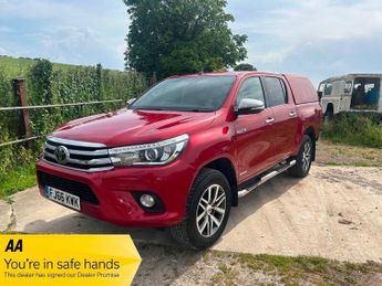 Toyota Hi Lux 2.4 D-4D Invincible 4WD Euro 6 4dr (TSS, 3.5t)