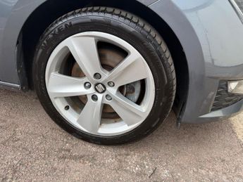 SEAT Leon 2.0 TDI CR FR Sport Tourer DSG Euro 5 (s/s) 5dr