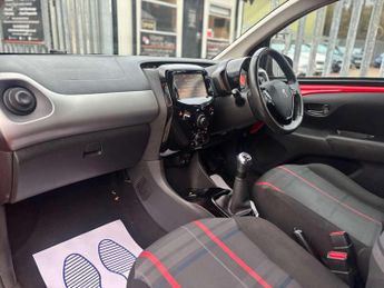 PEUGEOT 108 1.2 108 Allure 3dr