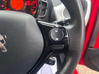 PEUGEOT 108 1.2 108 Allure 3dr