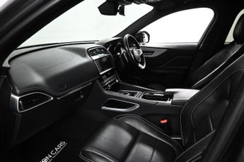 Jaguar F-PACE 2.0 D180 R-Sport Auto AWD Euro 6 (s/s) 5dr