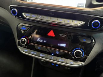 Hyundai IONIQ 28kWh Premium SE Auto 5dr