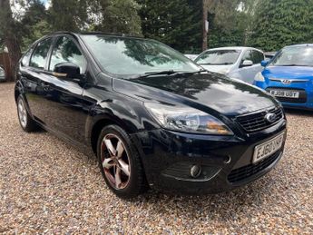 Ford Focus 1.6 Zetec 5dr