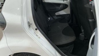 Toyota AYGO 1.0 VVT-i Go Euro 5 5dr