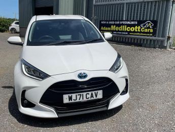 Toyota Yaris 1.5 VVT-h Design E-CVT Euro 6 (s/s) 5dr