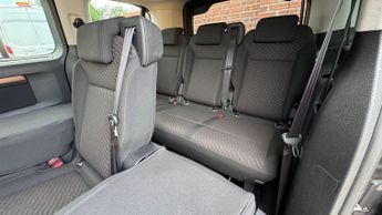 Toyota PROACE Verso 2.0D Family Medium MPV 5dr Diesel Auto MWB Euro 6 (s/s) (8 Seat)