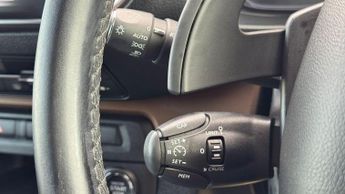 Toyota PROACE Verso 2.0D Family Medium MPV 5dr Diesel Auto MWB Euro 6 (s/s) (8 Seat)