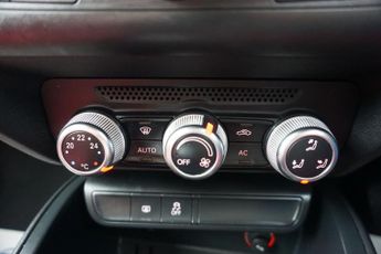 Audi A1 1.4 TFSI Black Edition S Tronic Euro 5 3dr