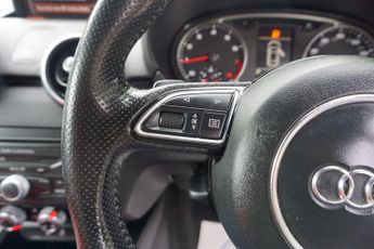 Audi A1 1.4 TFSI Black Edition S Tronic Euro 5 3dr