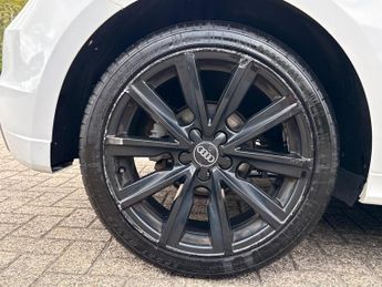 Audi A1 1.4 TFSI Black Edition S Tronic Euro 5 3dr