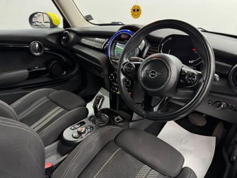 MINI Electric Hatch Cooper SE 32.6kWh Level 1 Auto 3dr