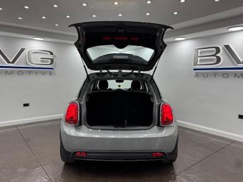 MINI Electric Hatch Cooper SE 32.6kWh Level 1 Auto 3dr