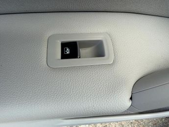 Volkswagen Tiguan Tiguan Elegance SUV 1 Automatic Petrol