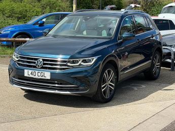 Volkswagen Tiguan Tiguan Elegance SUV 1 Automatic Petrol