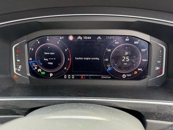 Volkswagen Tiguan Tiguan Elegance SUV 1 Automatic Petrol