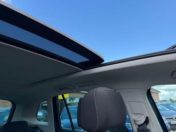 Volkswagen Tiguan Tiguan Elegance SUV 1 Automatic Petrol