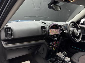 MINI Countryman 1.5 10kWh Cooper SE Classic Auto ALL4 Euro 6 (s/s) 5dr