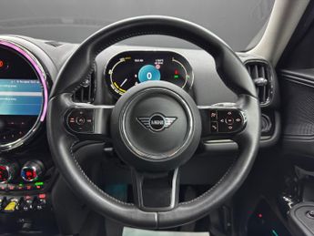 MINI Countryman 1.5 10kWh Cooper SE Classic Auto ALL4 Euro 6 (s/s) 5dr
