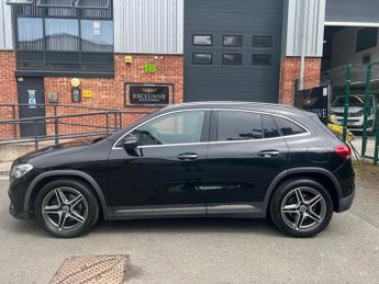 Mercedes-Benz GLA 2.0 GLA220d AMG Line (Premium) 8G-DCT 4MATIC Euro 6 (s/s) 5dr