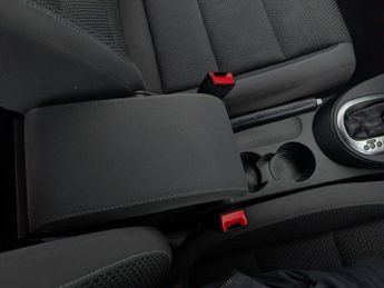 Volkswagen Touran 2.0 TDI SE DSG Euro 5 5dr