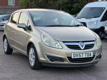 Vauxhall Corsa 1.2i 16v Club Hatchback 5dr Petrol Manual (139 g/km, 79 bhp)