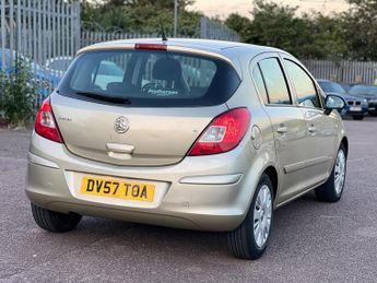 Vauxhall Corsa 1.2i 16v Club Hatchback 5dr Petrol Manual (139 g/km, 79 bhp)