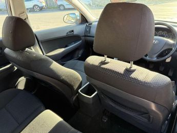Hyundai i30 1.6 CRDi Comfort Euro 4 5dr