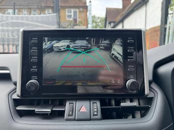 Toyota RAV4 2.5 VVT-h Design CVT Euro 6 (s/s) 5dr