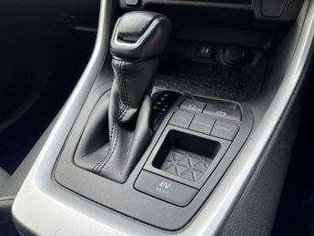 Toyota RAV4 2.5 VVT-h Design CVT Euro 6 (s/s) 5dr