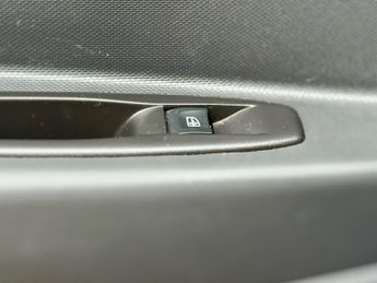Renault Captur 1.5 dCi Dynamique S MediaNav EDC Euro 5 5dr