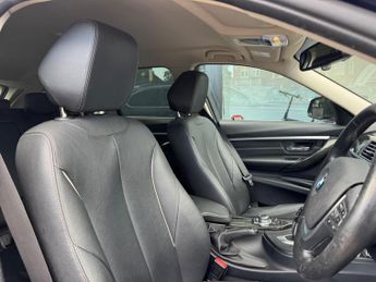 BMW 3 Series 2.0 330i Luxury Touring Auto Euro 6 (s/s) 5dr