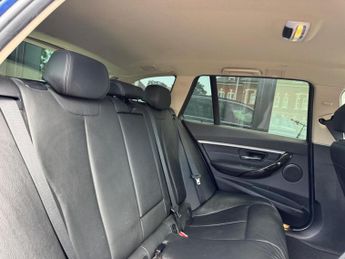 BMW 3 Series 2.0 330i Luxury Touring Auto Euro 6 (s/s) 5dr