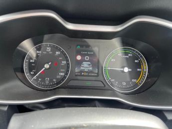 MG MG ZS 44.5kWh Exclusive Auto 5dr