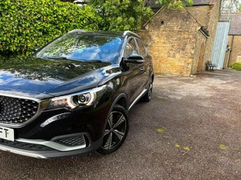 MG MG ZS 44.5kWh Exclusive Auto 5dr
