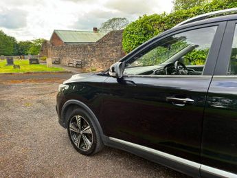 MG MG ZS 44.5kWh Exclusive Auto 5dr
