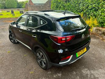 MG MG ZS 44.5kWh Exclusive Auto 5dr