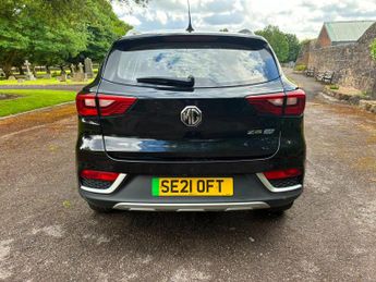 MG MG ZS 44.5kWh Exclusive Auto 5dr