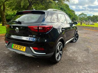 MG MG ZS 44.5kWh Exclusive Auto 5dr