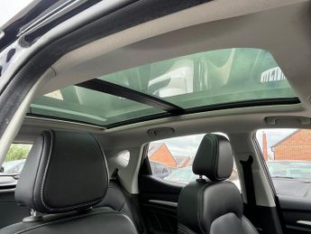 MG MG ZS 44.5kWh Exclusive Auto 5dr