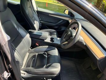 Tesla Model 3 (Dual Motor) Long Range Auto 4WDE 4dr