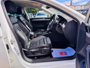 Volkswagen Passat 1.5 TSI EVO SEL DSG Euro 6 (s/s) 5dr