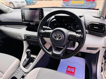 Toyota Yaris 1.5 VVT-h Excel E-CVT Euro 6 (s/s) 5dr