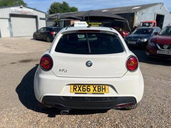 Alfa Romeo MiTo 875 TB TwinAir QV Line Euro 6 (s/s) 3dr