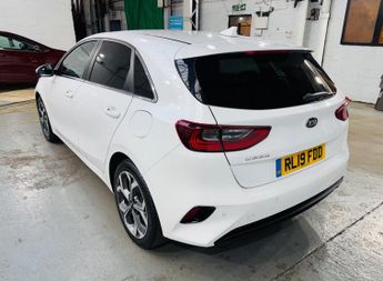 Kia Ceed 1.6 CRDi 3 DCT Euro 6 (s/s) 5dr
