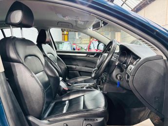Skoda Superb 2.0 TDI Elegance DSG Euro 5 (s/s) 5dr