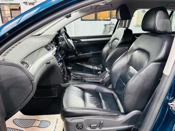 Skoda Superb 2.0 TDI Elegance DSG Euro 5 (s/s) 5dr